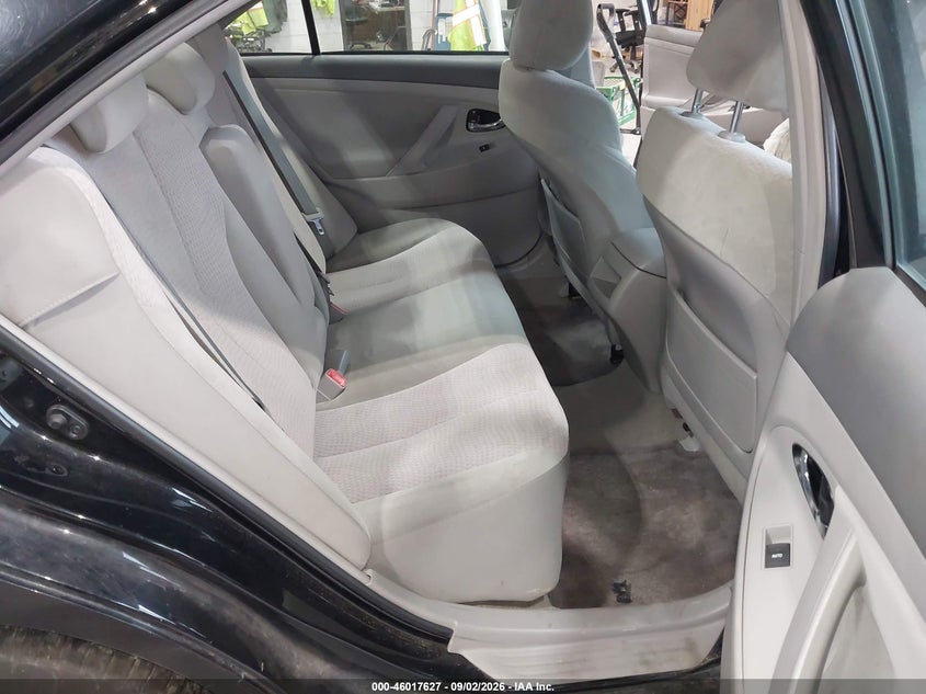 2011 TOYOTA CAMRY auction photo 8