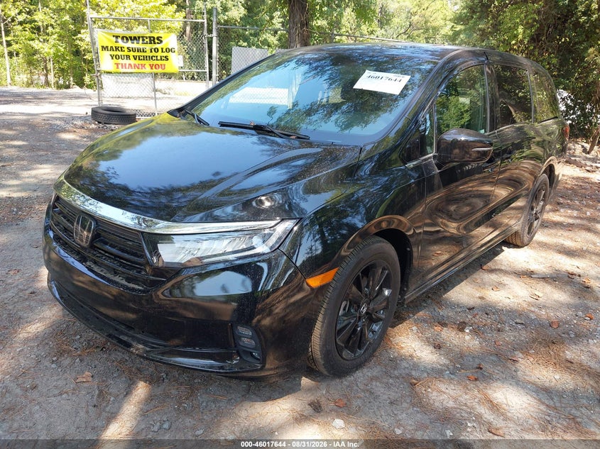 2024 HONDA ODYSSEY auction photo 2