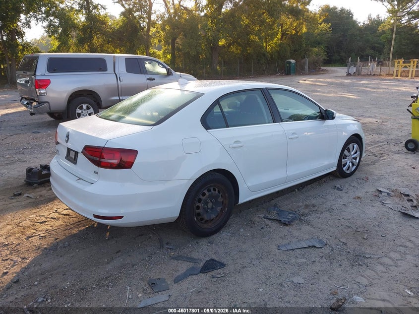 2017 VOLKSWAGEN JETTA auction photo 4