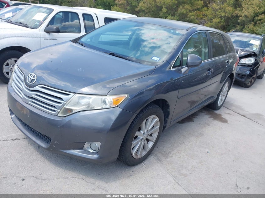 2010 TOYOTA VENZA auction photo 2