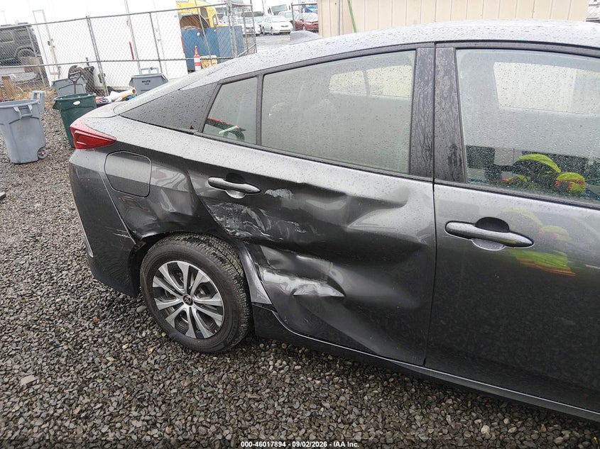 TOYOTA PRIUS PRIME - zdjęcie 6