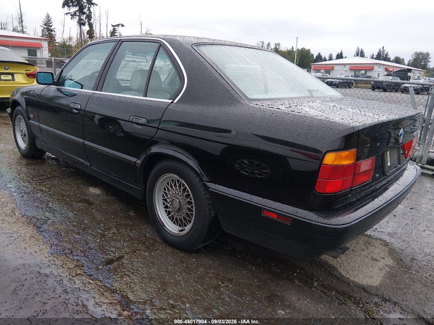 1995 BMW 525 auction photo 3