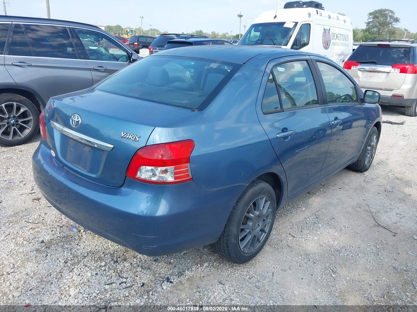 2012 TOYOTA YARIS — zdjęcie 4