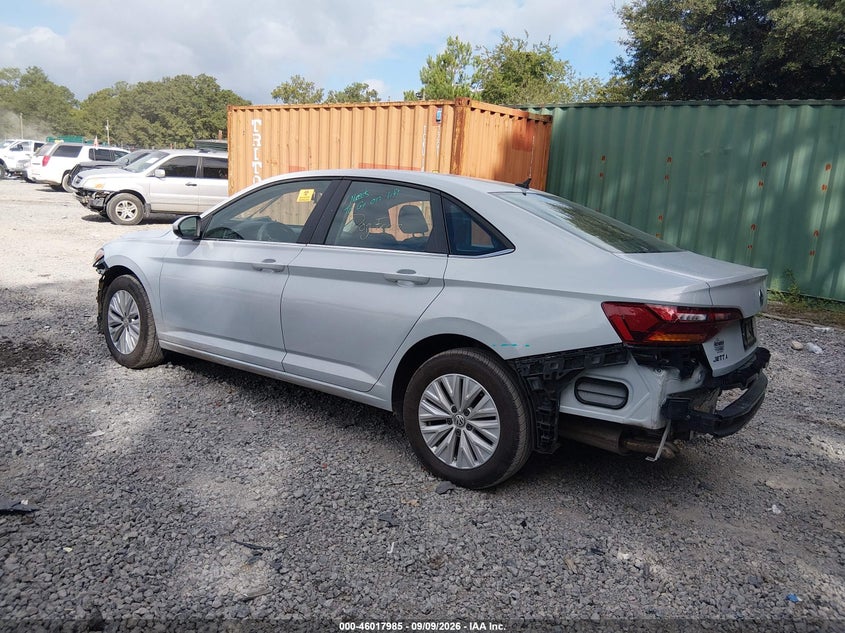 Volkswagen Jetta - фото 3