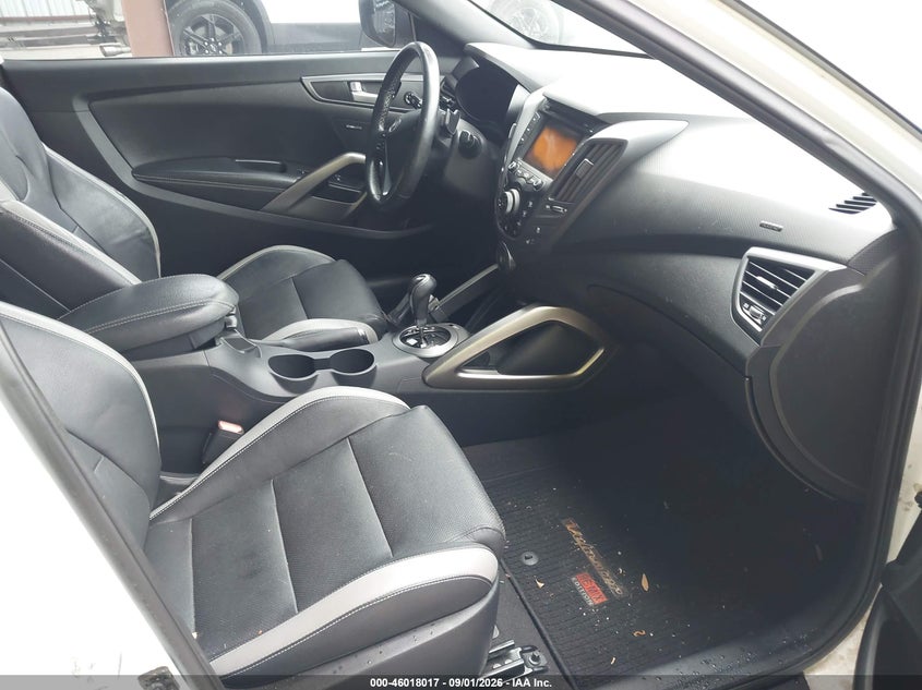 2016 HYUNDAI VELOSTER auction photo 5