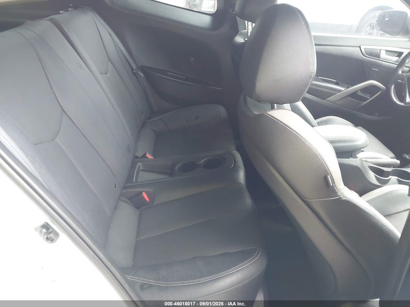 2016 HYUNDAI VELOSTER auction photo 8