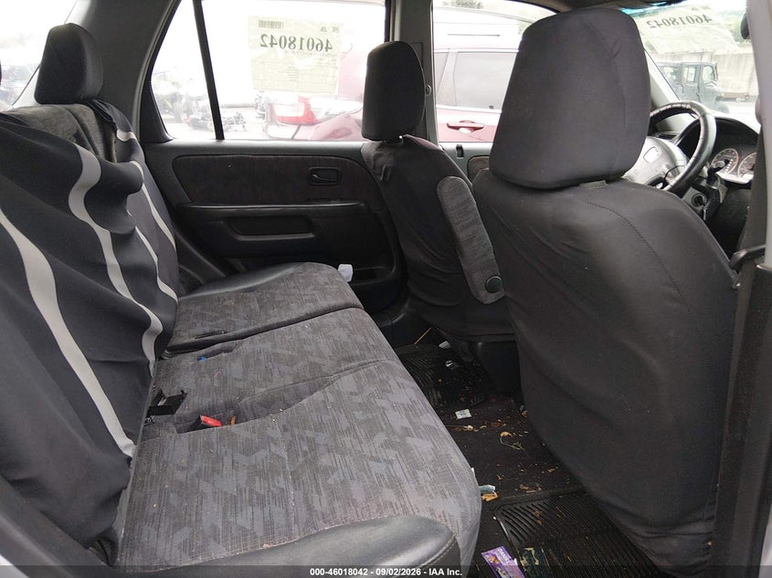 2004 HONDA CR-V auction photo 8