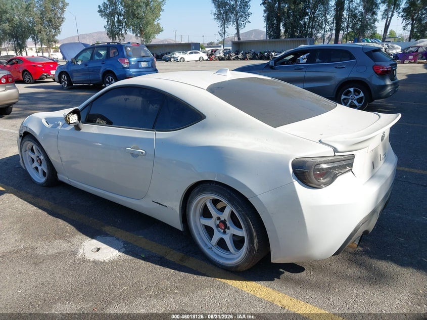 Vin: jf1znaa19d2720127, lot: 46517517, scion fr-s 20133