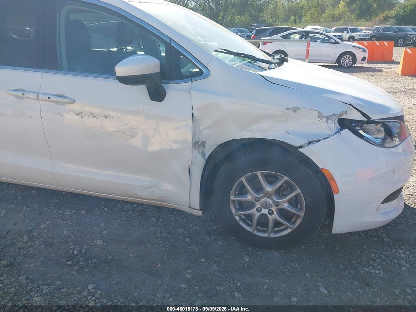 2021 CHRYSLER VOYAGER LXI · Фото 17