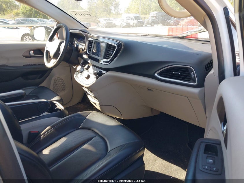 2021 CHRYSLER VOYAGER LXI · Фото 5