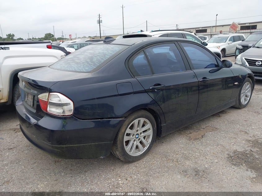 2007 BMW 328I auction photo 4