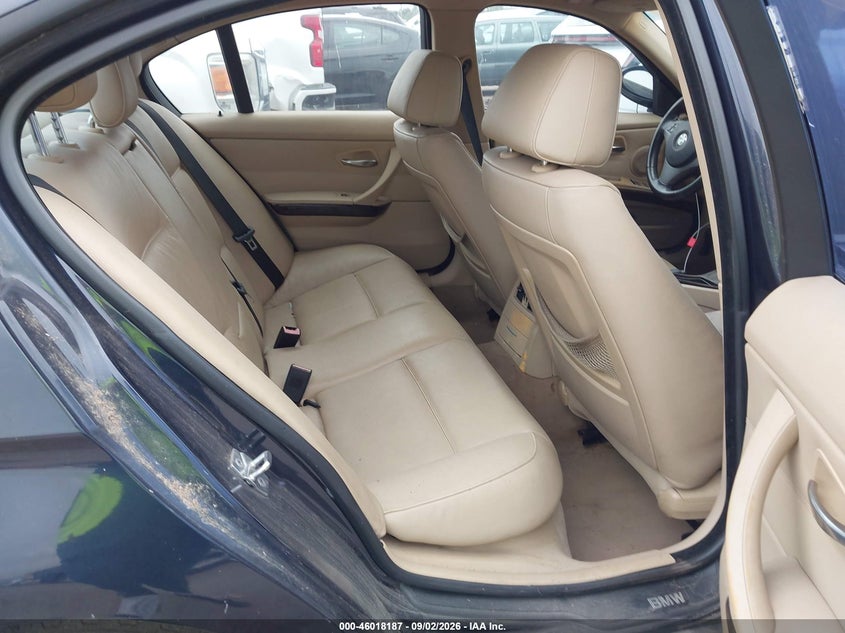 2007 BMW 328I auction photo 8