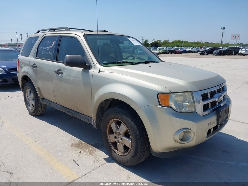 Vin: 1fmcu0dg2ckb21318, lot: 46517604, ford escape xlt 2012 img_1