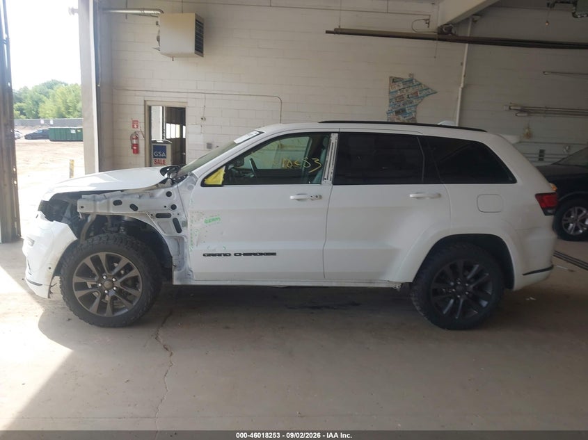 JEEP GRAND CHEROKEE - zdjęcie 14