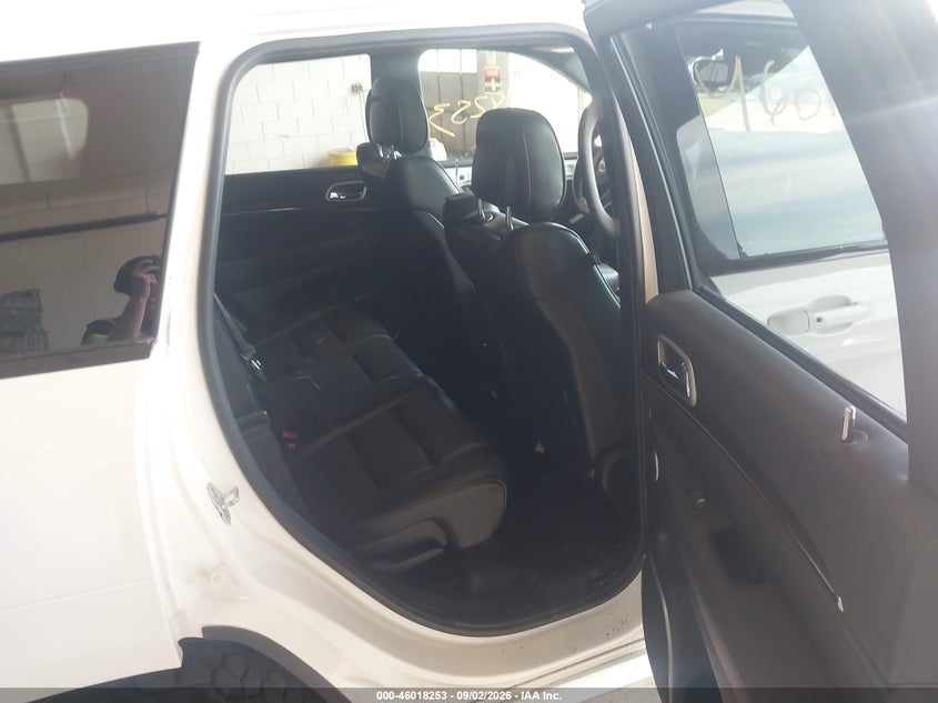 JEEP GRAND CHEROKEE - zdjęcie 8