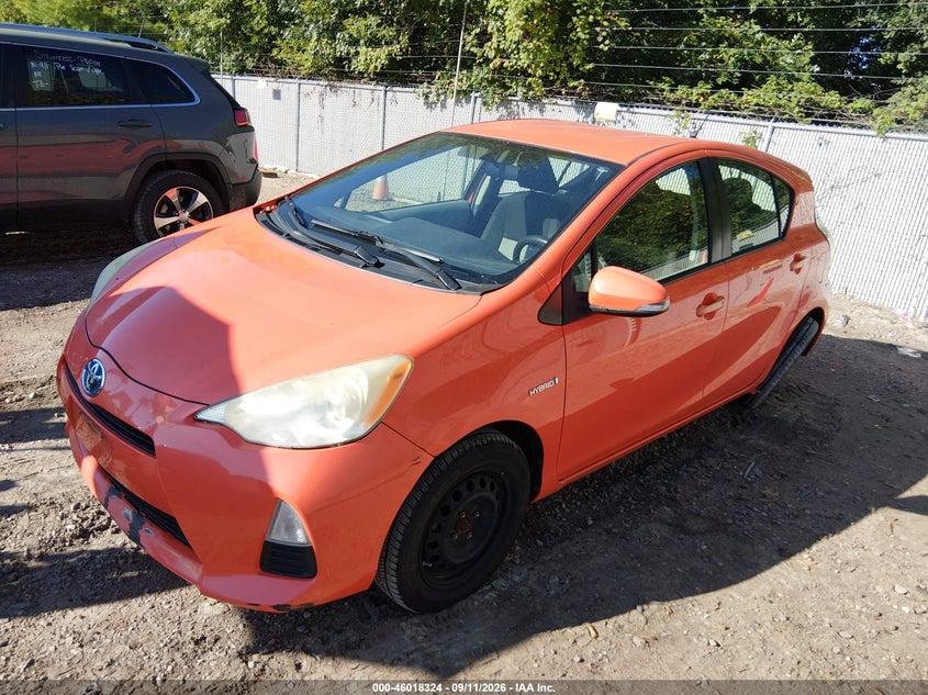 2012 TOYOTA PRIUS C auction photo 2