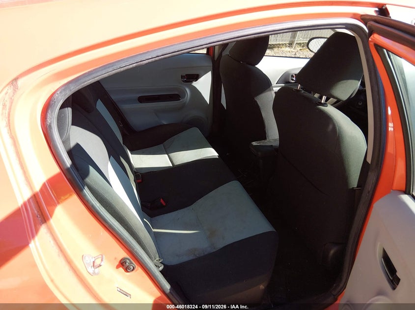 2012 TOYOTA PRIUS C auction photo 8