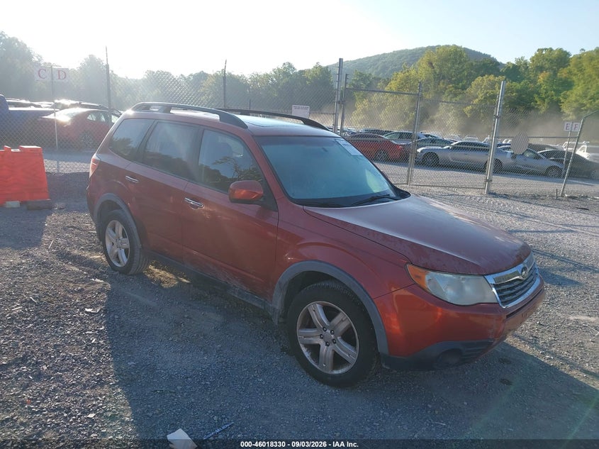 2010 SUBARU FORESTER auction photo 1