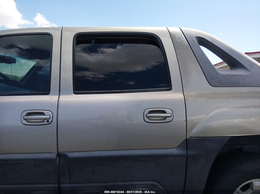 2003 CHEVROLET AVALANCHE 1500 auction photo 6