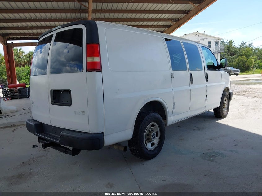 2008 GMC SAVANA auction photo 4