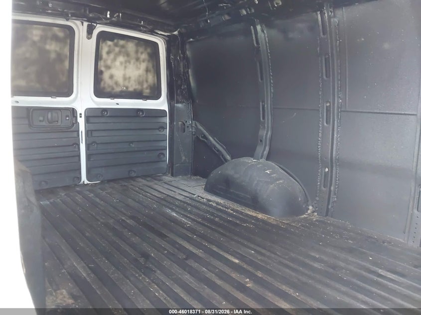 2008 GMC SAVANA auction photo 8