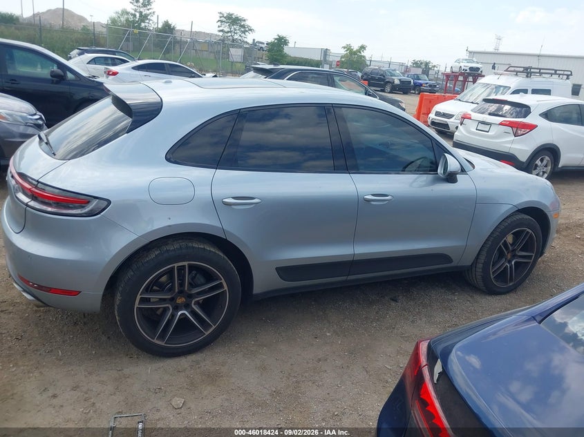 PORSCHE MACAN - zdjęcie 13