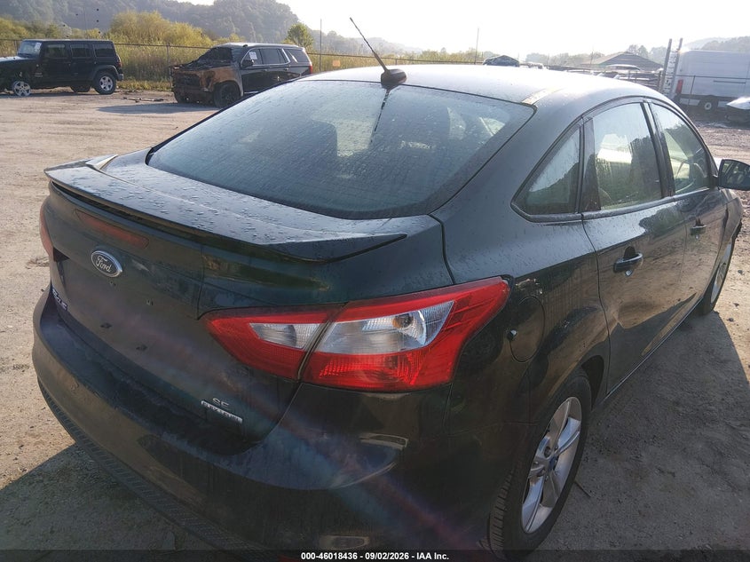 Vin: 1fahp3f21cl399700, lot: 46517827, ford focus se 20124