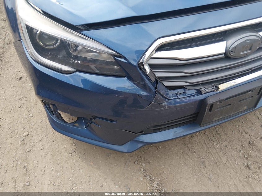 2019 SUBARU LEGACY auction photo 6