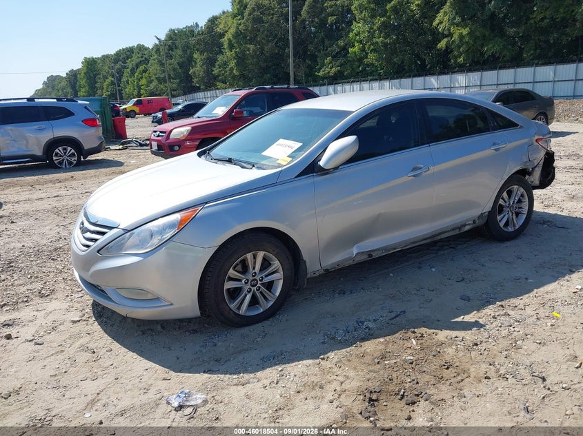 2013 Hyundai Sonata, Left Side, IAAI, VIN 5NPEB4AC8DH531410 — photo 2