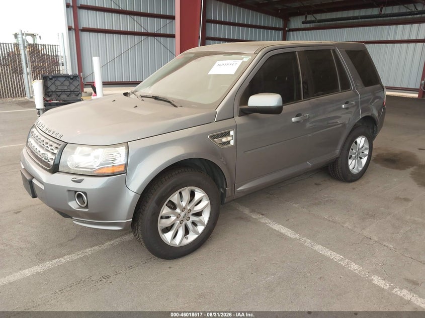 2013 LAND ROVER LR2 auction photo 2