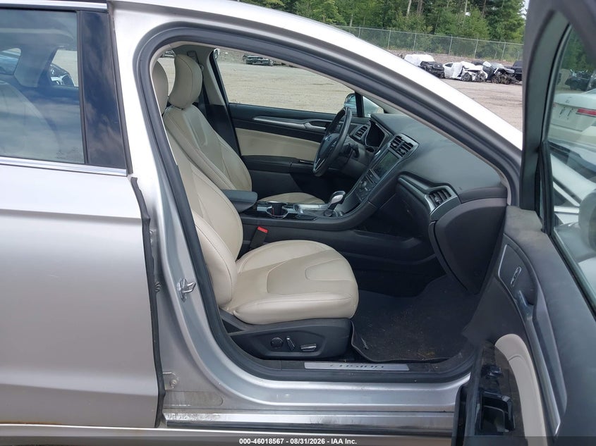 2016 FORD FUSION auction photo 5
