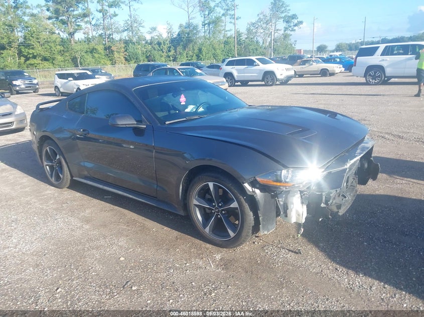 FORD MUSTANG - zdjęcie 1