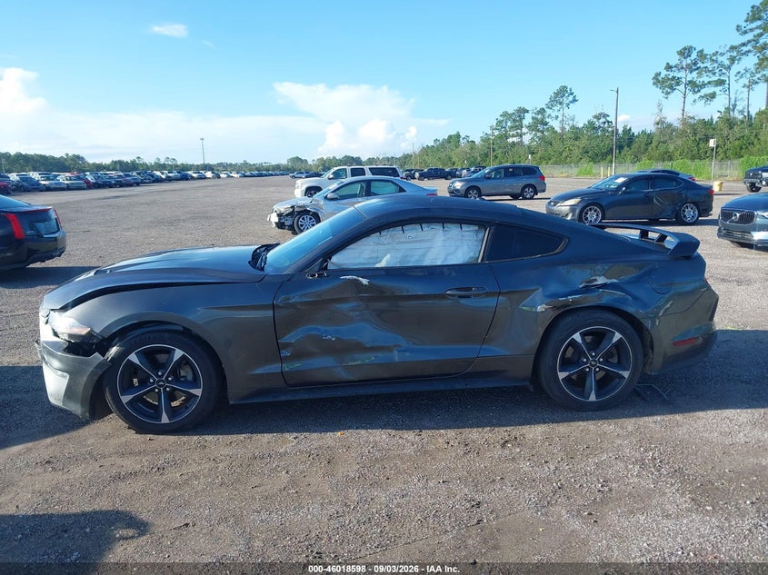 FORD MUSTANG - zdjęcie 14