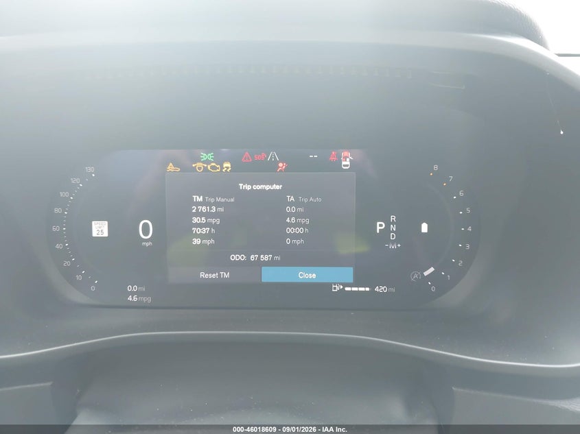 2024 VOLVO XC40 auction photo 7