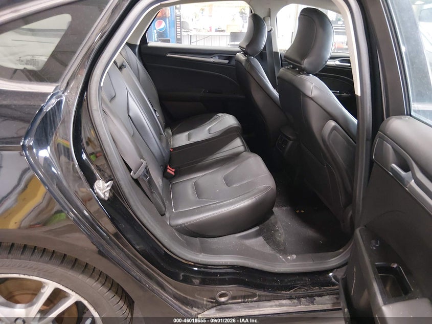 2016 FORD FUSION auction photo 8