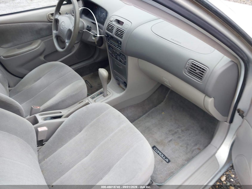2001 TOYOTA COROLLA auction photo 5