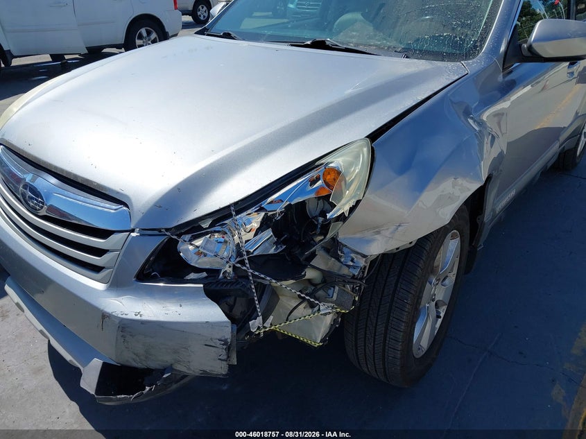 2011 SUBARU OUTBACK auction photo 6
