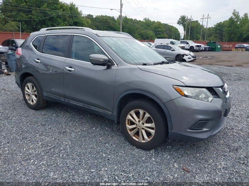 2015 NISSAN ROGUE auction photo 1