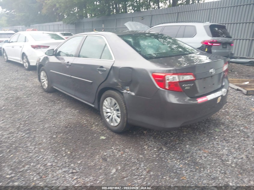 2014 TOYOTA CAMRY auction photo 3