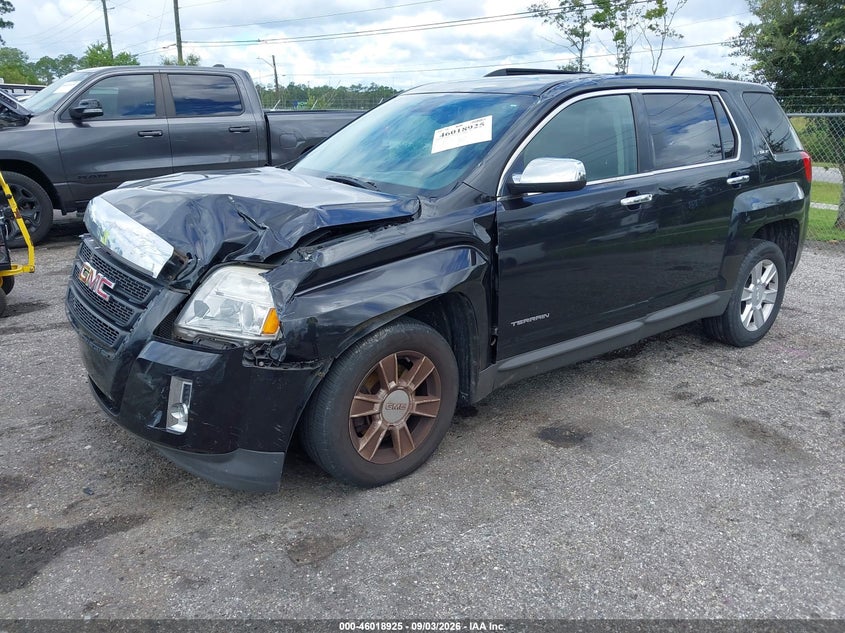 2013 GMC TERRAIN auction photo 2