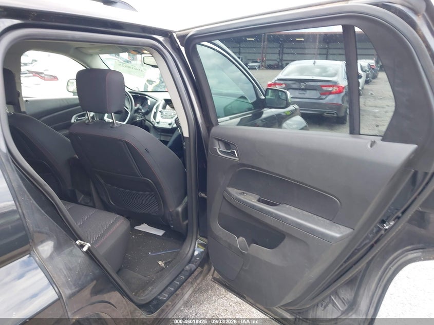 2013 GMC TERRAIN auction photo 8