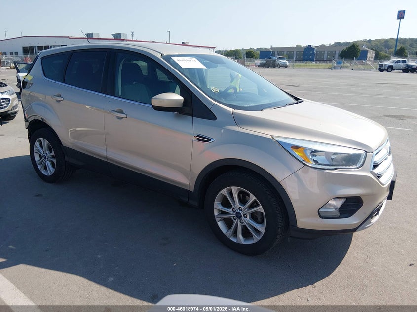 Vin: 1fmcu0gd9hub41272, lot: 46518365, ford escape se 2017 img_1