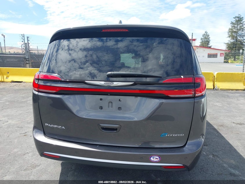 CHRYSLER PACIFICA HYBRID - zdjęcie 16