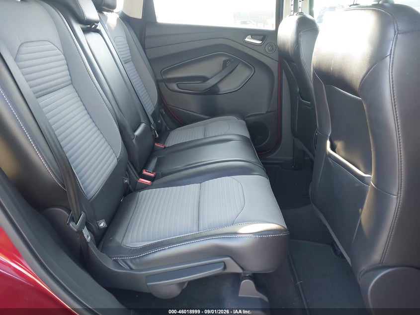 2017 FORD ESCAPE auction photo 8