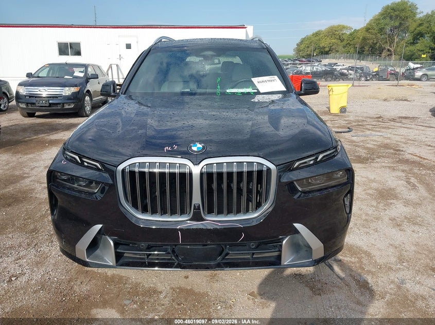 BMW X7 - zdjęcie 13
