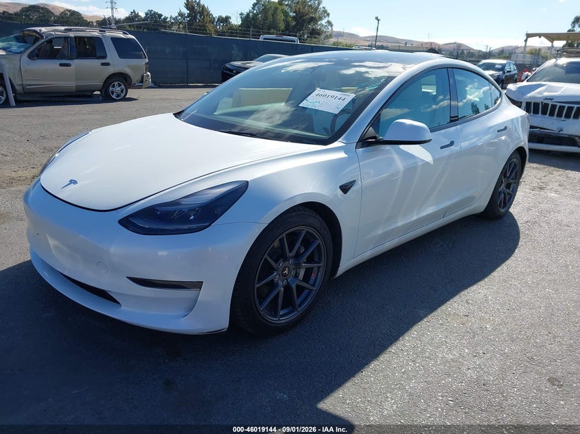 2022 TESLA MODEL 3 auction photo 2