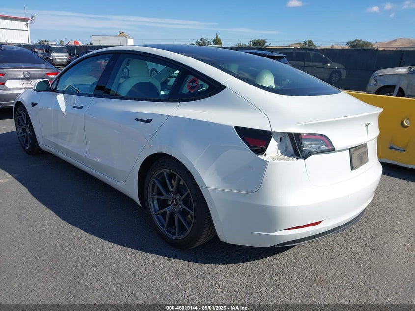 2022 TESLA MODEL 3 auction photo 3
