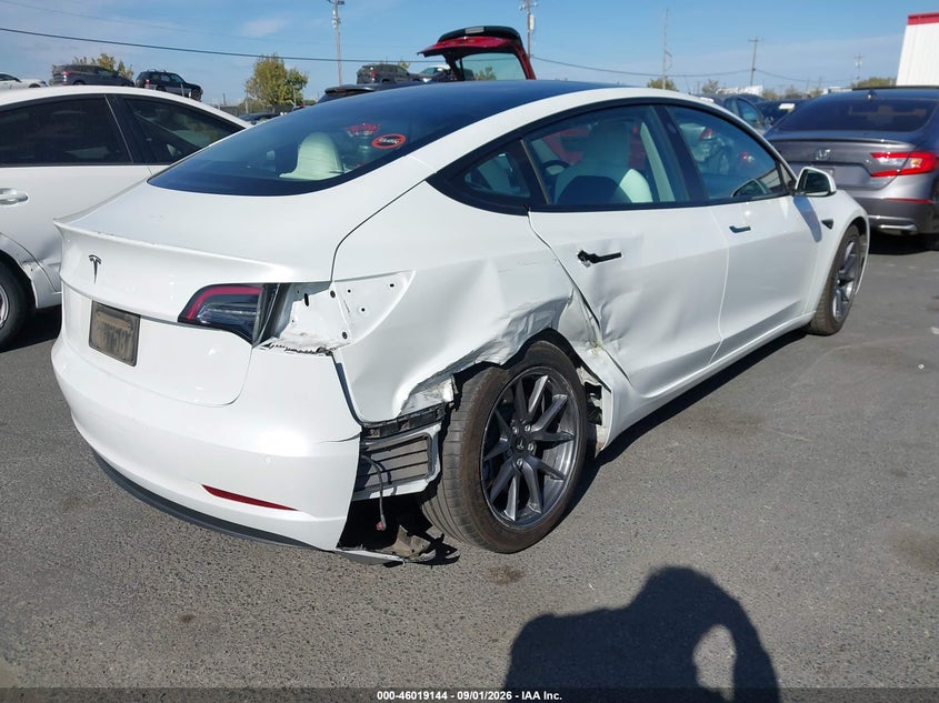 2022 TESLA MODEL 3 auction photo 4