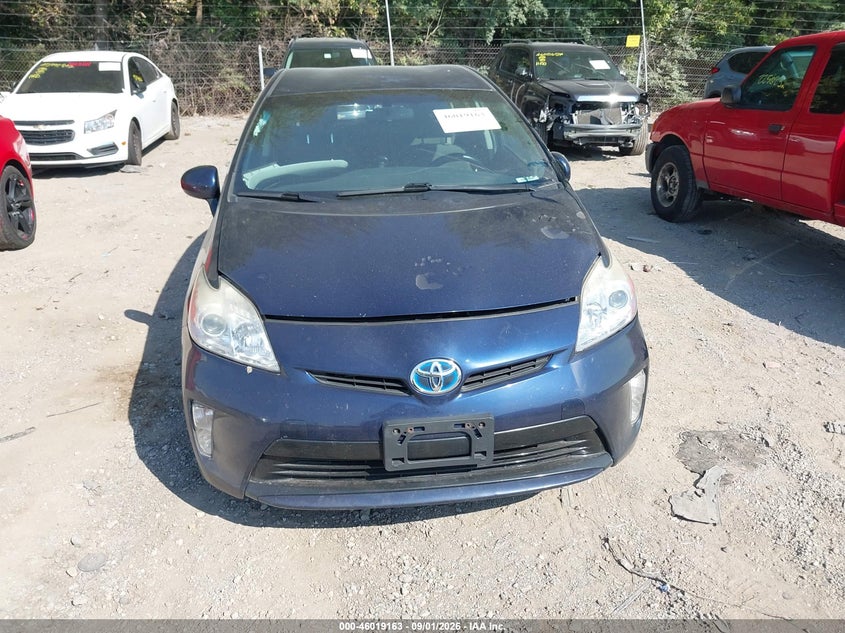 2012 TOYOTA PRIUS auction photo 6