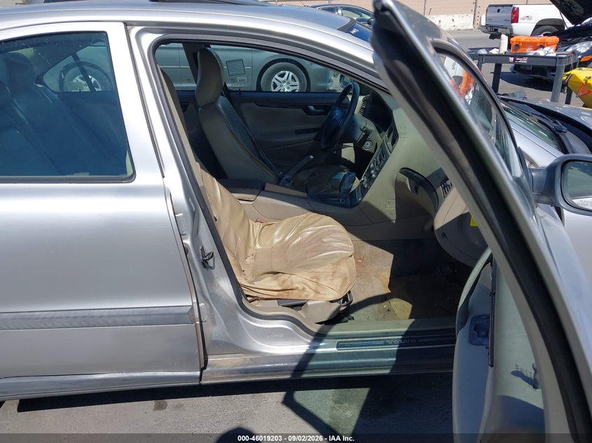 2002 VOLVO S60 auction photo 5